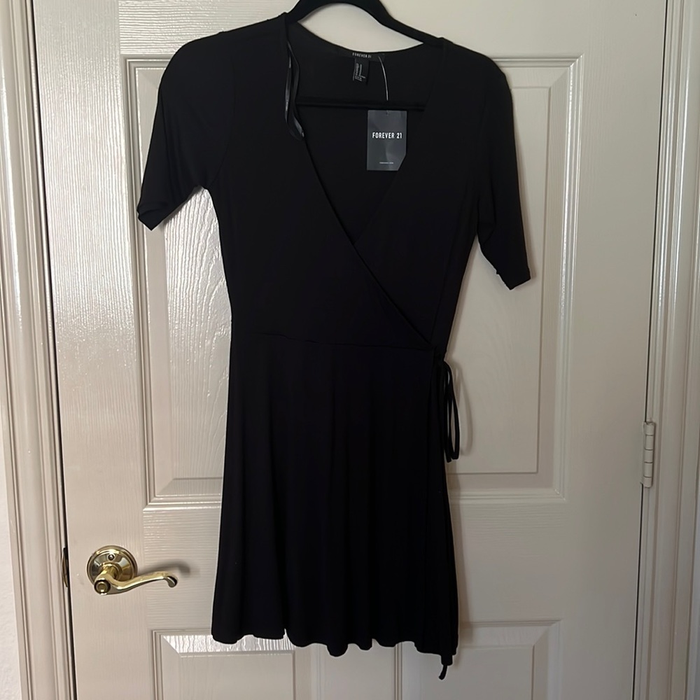 Forever 21 T-shirt Wrap Dress Size M
